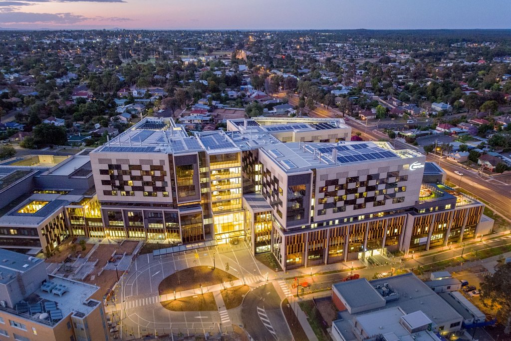 Bendigo Hospital // Bates Smart